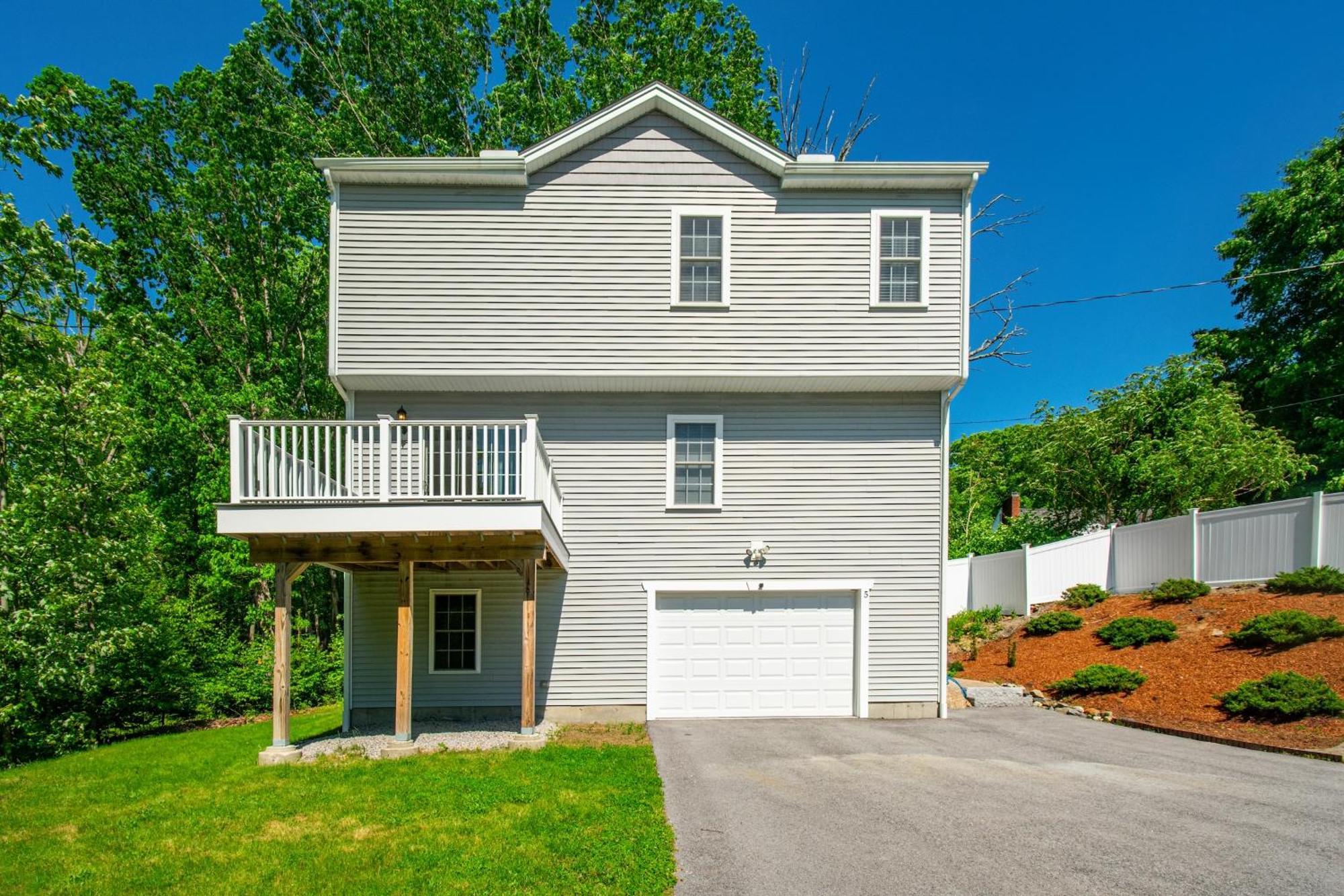 Elegant 3Br Home Near Downtown Worcester Exterior photo