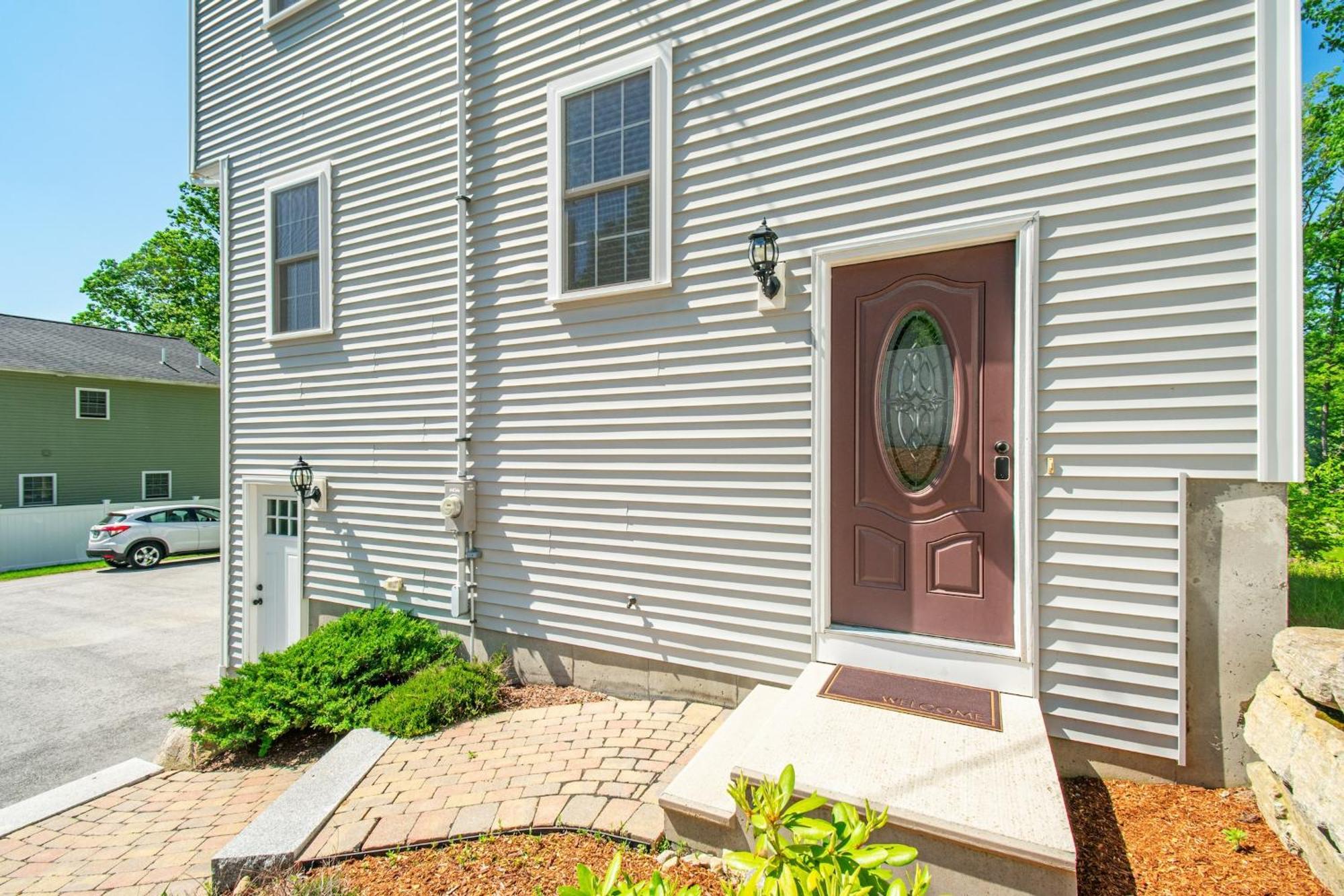 Elegant 3Br Home Near Downtown Worcester Exterior photo